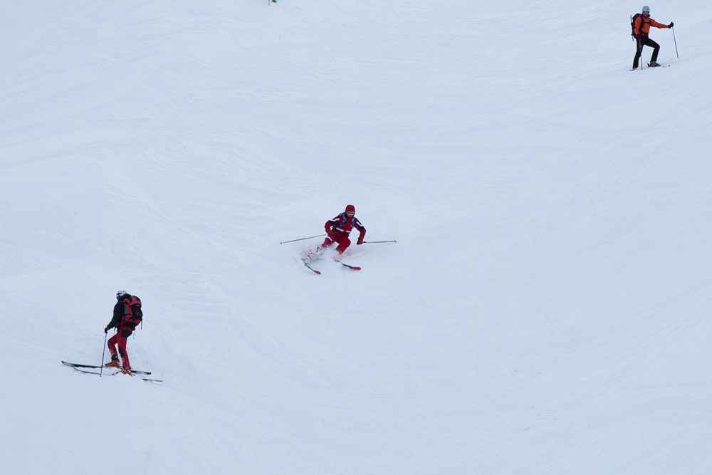 8_ski_touring_descend_slovenia