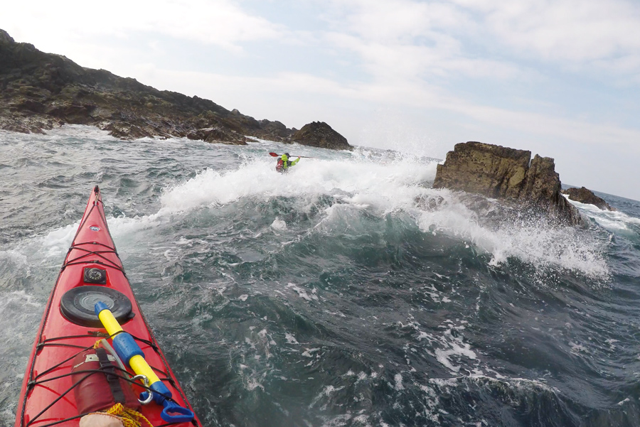sea kayaking ireland wave